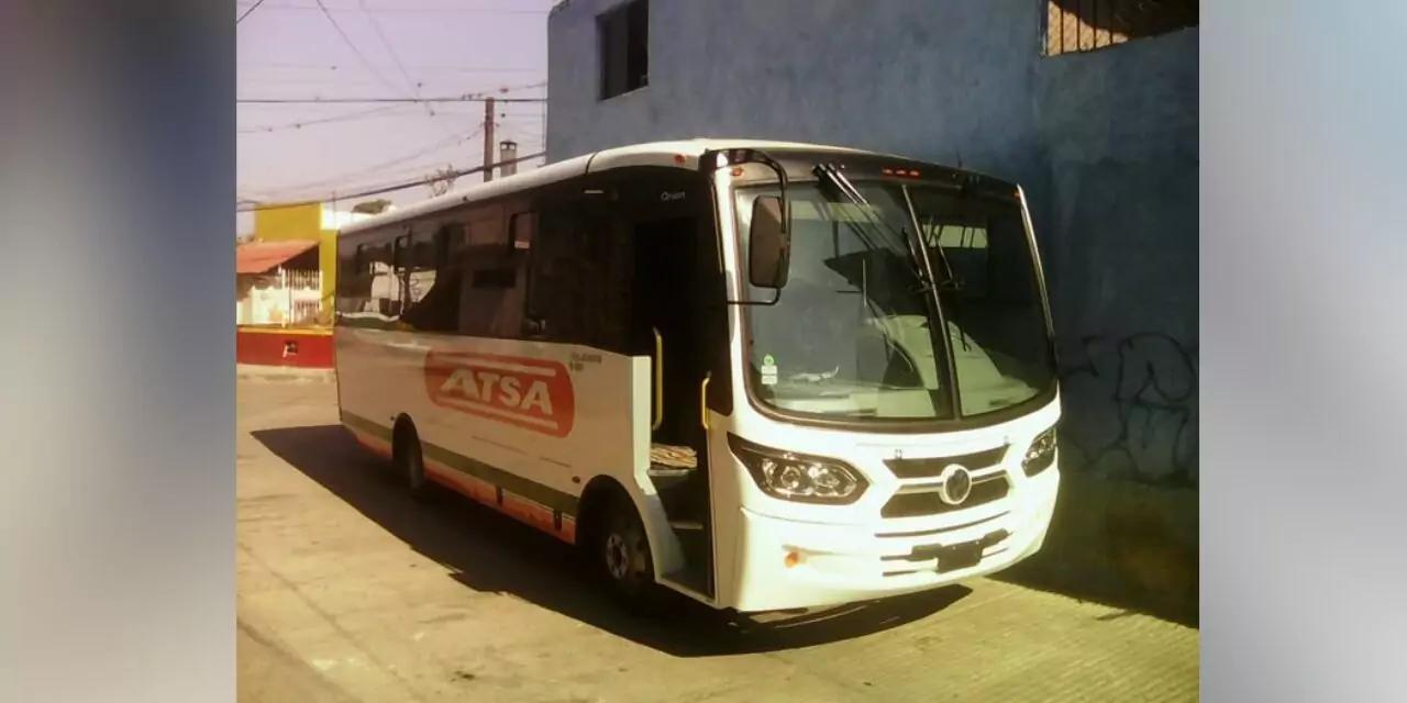 Se derramó el atolito… y la polémica también: acusan a chófer de ATSA de agresión