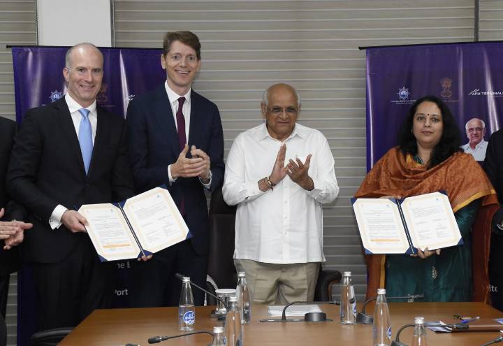 Gujarat Maritime Board, APM Terminals ink ₹17,000 crore MoU for Pipavav Port expansion