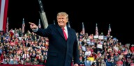 ¿Cuánto dinero tiene Donald Trump en 2025?