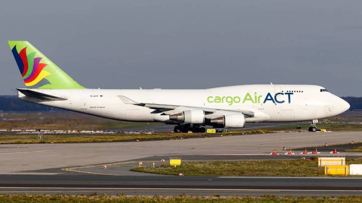 Boeing 747 Freighter Crashes Into Sea On Landing In Hong Kong