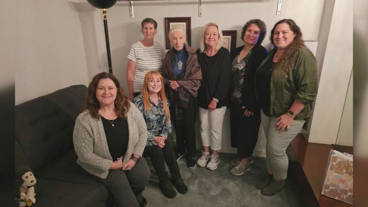 'She paved the way for women like me': Toledo zookeeper reflects on Jane Goodall's legacy
