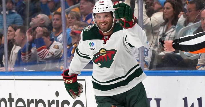 Hartman scores twice, Gustavsson makes 27 saves in Wild's 5