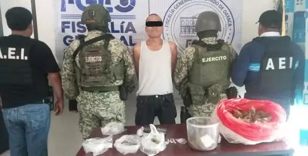 Cateo en Mitla deja un detenido y decomiso de cannabis y cristal; lo vinculan con robo con violencia