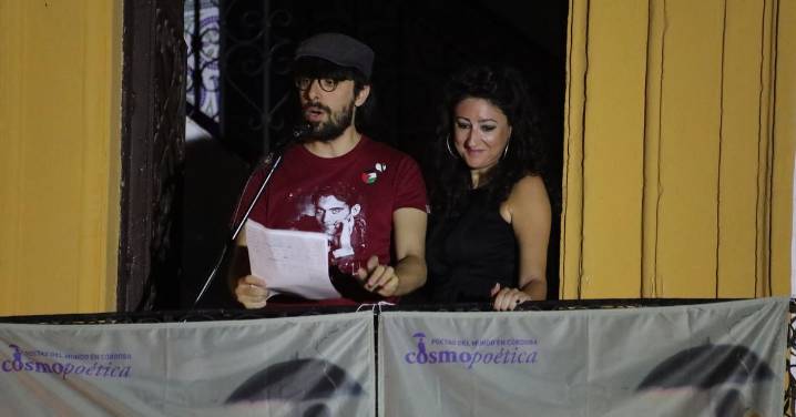 David Uclés clausura Cosmopoética 2025: "No entiendo la prosa si no es lírica y poética"