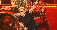 Guns N’ Roses remece al Parque Estadio Nacional con un show cargado de clásicos