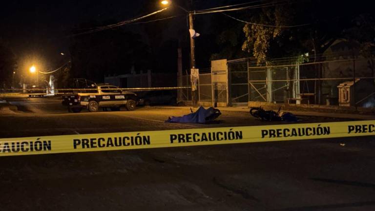 Asesinan a tres personas en Navolato, entre ellas un padre y su hija de 14 años