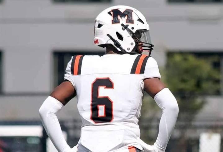 How to watch Clarence vs. McKinley Section 6 New York high school football 2025 playoffs live stream