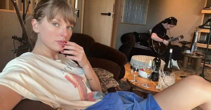 Photos: Taylor Swift Gives Fans a Peek Into Studio Work for New Album Songs