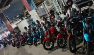 Situación irregular en Plaza Venezuela: PNB detiene a cientos de motorizados por actividad ilícita