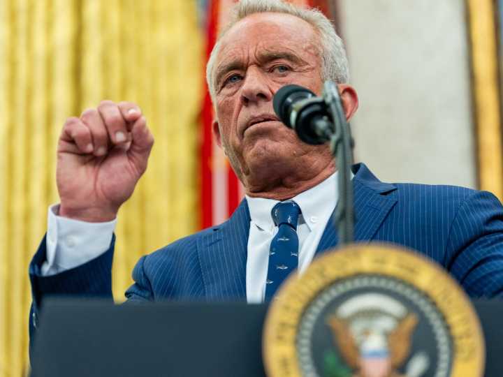 De cuánto es el patrimonio de Robert F. Kennedy Jr.