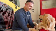 Así apoyan los perros de terapia a los servicios de emergencia en momentos de crisis