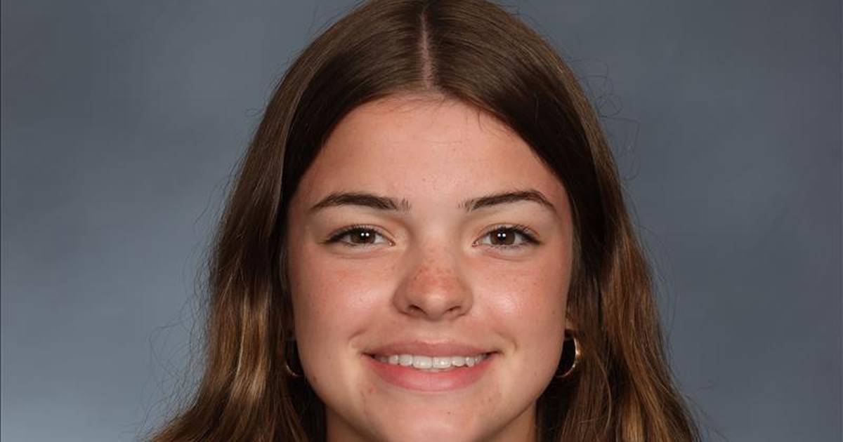 Unbeaten Willowbrook flag football keeps rolling, advances to face West Aurora in sectional final