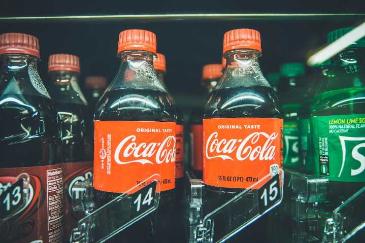 Gobierno y refresqueras acuerdan nuevo IEPS para bebidas