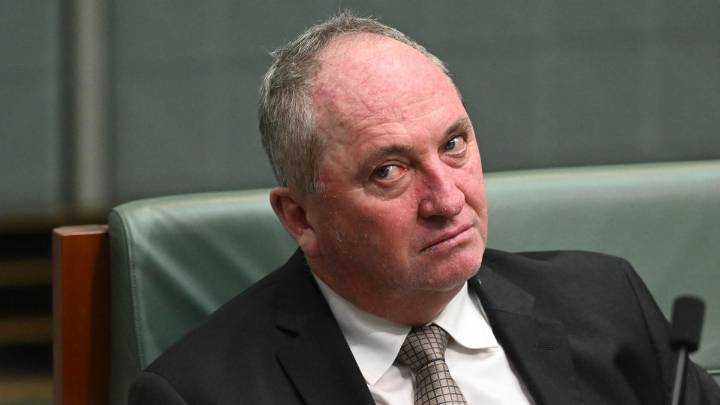 Barnaby Joyce considering  joining Pauline Hanson’s One Nation, according to Coalition sources