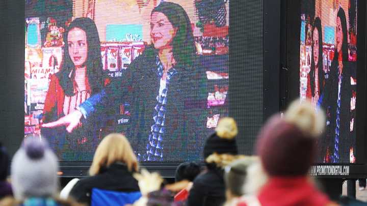 'Gilmore Girls'-inspired festival coming to Akron's Lock 3 on Saturday
