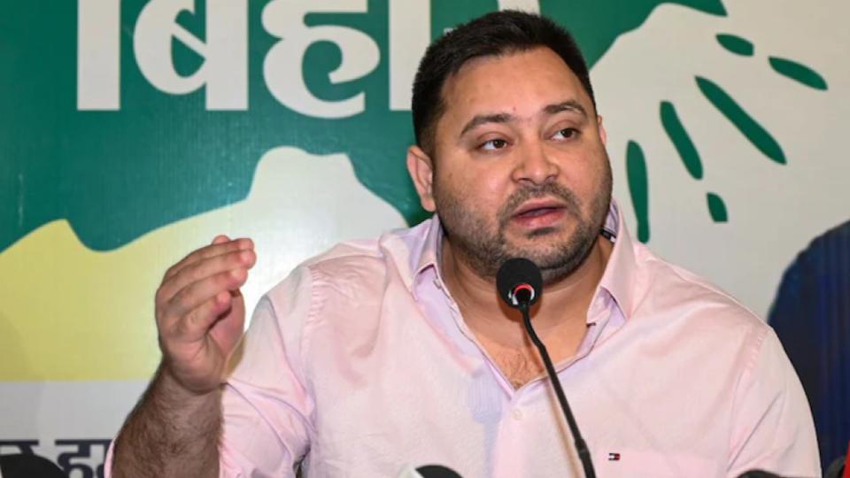 Tejashwi Yadav Challenges NDA to Name Cheif Minister Face