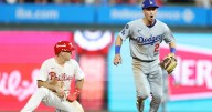 Teoscar Hernández's homer lifts Dodgers over the Phillies 5