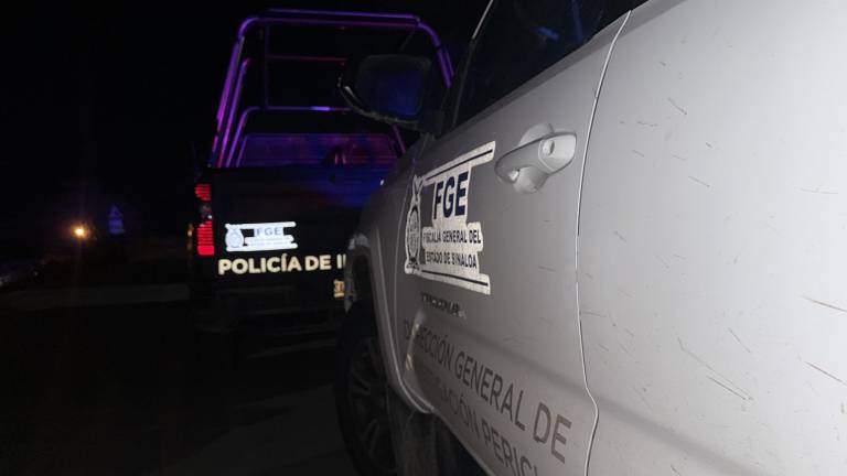 Dejan un cadáver envuelto en plástico y decapitado en carretera de Culiacancito