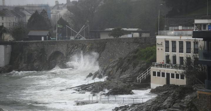 South West braces for flooding and damage to buildings ahead of horror rain