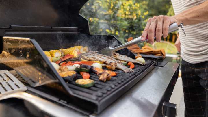 The Surprising Lemon Hack That'll Change The Way You Grill