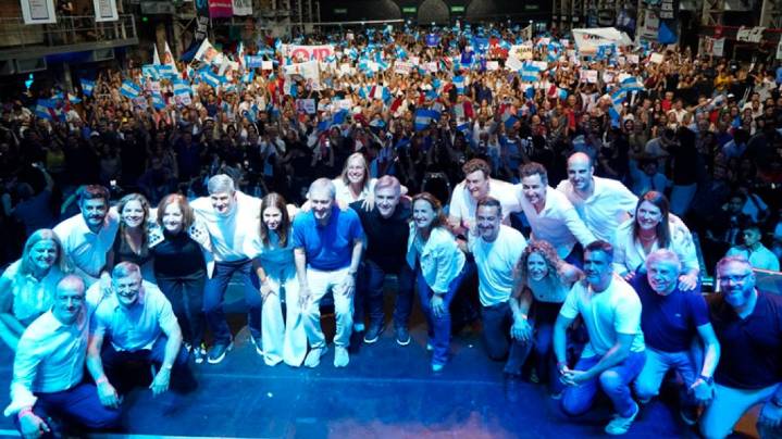 Cierres de Campaña en Córdoba: últimos actos con la militancia para precalentar un domingo electoral