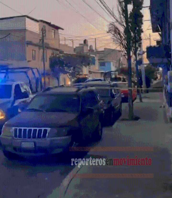 FUERON HALLADAS CUATRO PERSONAS SIN VIDA EN EL INTERIOR DE UN VEHÍCULO EN NEZAHUALCÓYOTL