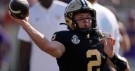 Vanderbilt QB Diego Pavia's interesting LSU pregame attire