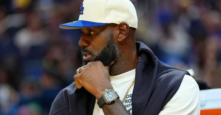 LeBron James sciatica injury, explained