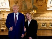 Un posteo de Donald Trump pone en aprietos a la primera ministra de Italia Giorgia Meloni y desata la furia opositora