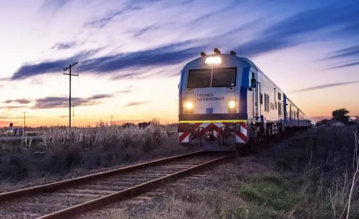 Suspenden los servicios de los trenes a Córdoba y Tucumán