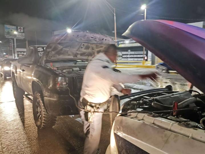 Auxilian a más de 100 guiadores durante las lluvias