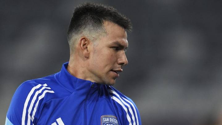 Hirving Lozano le manda guiño a las Chivas y al América