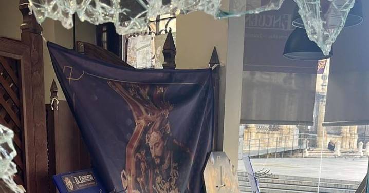 Roban en el local de la Cofradía del Abuelo de Jaén: “Lo peor ha sido el destrozo”