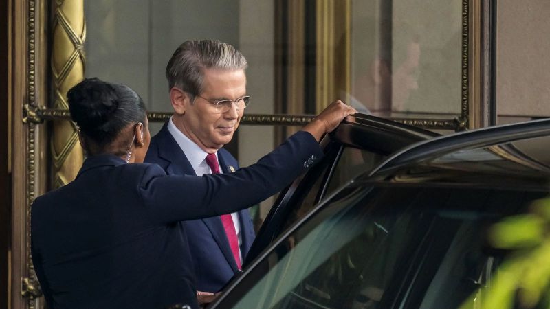 EE.UU. anuncia compra de pesos argentinos y un "swap" por US$ 20.000 millones en apoyo del Gobierno de Milei