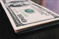El dólar oficial retrocedió por segunda jornada consecutiva