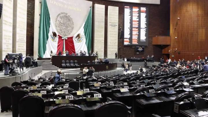 PRI y PAN acusan “sabadazo” y simulación en foros sobre reforma a la Ley de Amparo