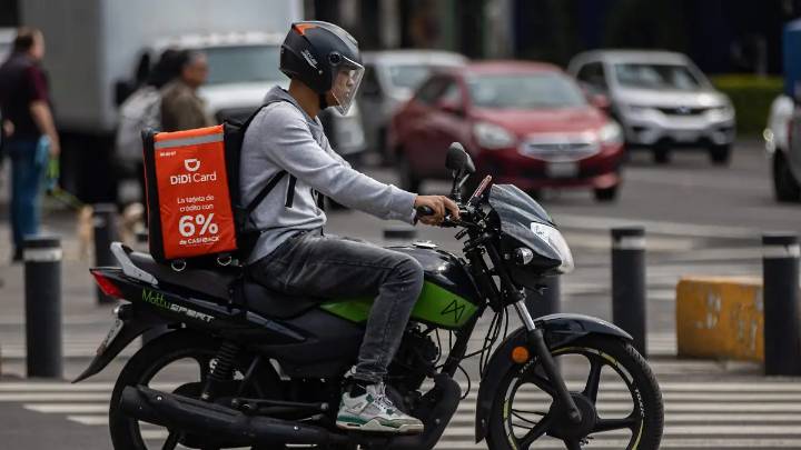 Repartidores de comida contarán con plan para su seguridad mientras trabajan