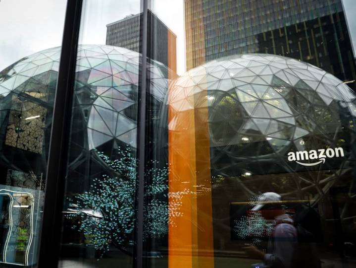 Amazon lays off 14,000 corporate workers, including some in Seattle