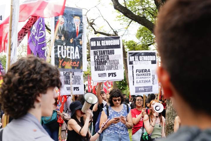 Mirá en vivo: cierre de campaña del Frente de Izquierda en la Embajada de EE.UU.