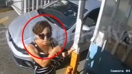 'Lady Muerto de Hambre': mujer ofende a vigilante de caseta por no darle acceso tras no pagar su cuota