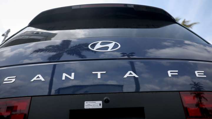Hyundai recalls over 135K Santa Fe SUVs over motor cover issue