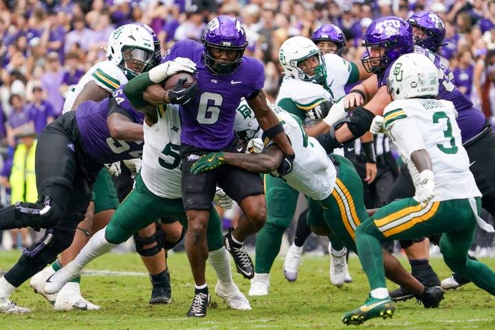 Deadspin | Three interceptions help TCU hold off rival Baylor