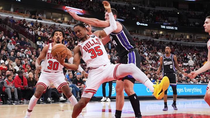Matas Buzelis scores 27 and Bulls move to 4