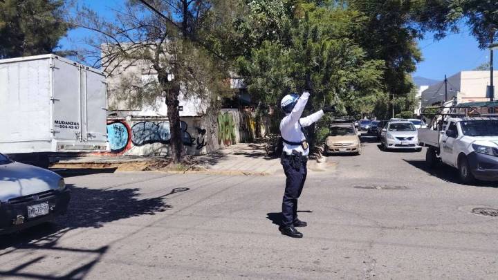 Retiran docentes de secundarias técnicas bloqueo en Oaxaca