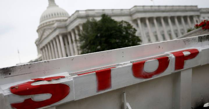 Trump's White House orders US government shutdown after Senate vote fails