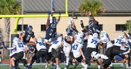 Late blocked field goal helps Charleston Southern win