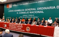 Rinden cuentas y revisan contratos en asamblea nacional del SITATYR