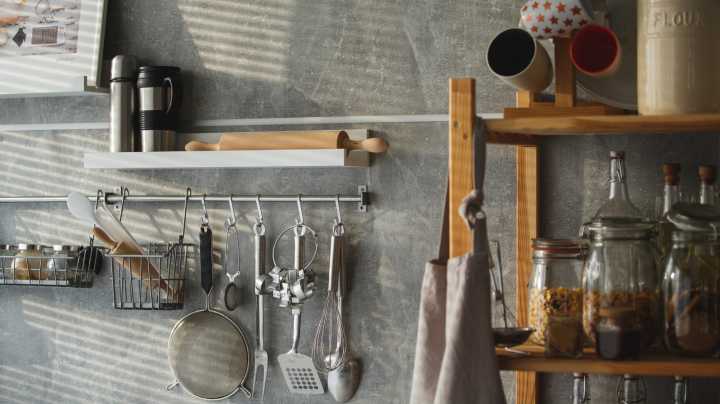 Organize Stove-Side Essentials With A Simple Dollar Tree Turntable DIY