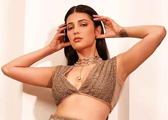 Shruti Haasan calls father Kamal Haasan to check if he’s still sleeping while she gets ready