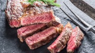 Un restaurante de Arteixo (A Coruña) busca al 'rey del chuletón' con un concurso inédito en Galicia